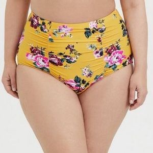 NWOT!  TORRID golden yellow floral bikini swim bottoms, 1X.